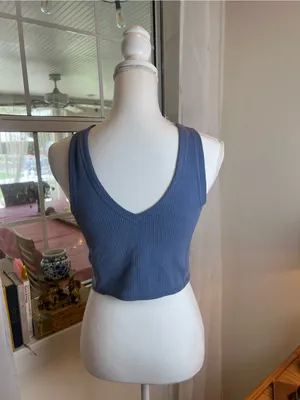 Lululemon Ribbed softstream Slate Blue Cropped Tank Top size 6. thumbnail 3