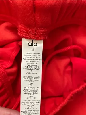 ALO Yoga Accolade NWT Relax Fit Bright Red Fleece Shorts Size M thumbnail 7