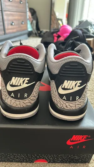 Air Jordan 3 Retro thumbnail 11