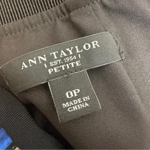 Ann Taylor Artsy Pencil Knee Length Skirt Size O Petite thumbnail 8