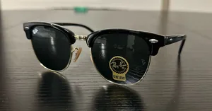 Ray-Ban Sunglasses thumbnail 1