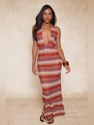 PrettyLittleThing MULTI TEXTURED DEEP PLUNGE MAXI DRESS thumbnail 2