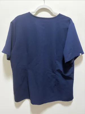 Figs Catarina Navy V-Neck Medical Scrub Top thumbnail 4