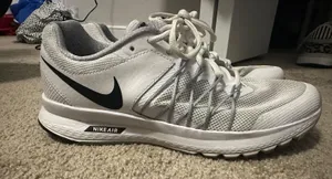Nike Women’s Tennis Shoes thumbnail 1