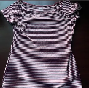 Old navy stripped shirt thumbnail 2