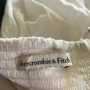 Abercrombie & Fitch White Babydoll Smocked Dress S Ruffle Hem Romantic Coquette thumbnail 6