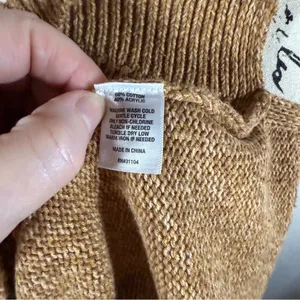 Crown & Ivy Tan Oversized Long Sleeve Cable Knit Mock Neck Sweater Size XL thumbnail 8