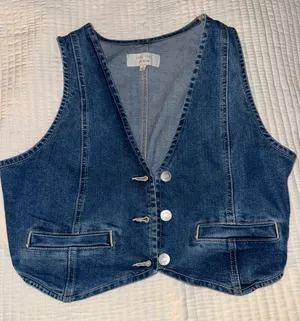 Love Tree Cropped Denim Vest thumbnail 1