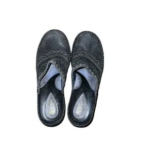 Clarks Artisan Black Leather Mules with Stitch Detail Size 7 1/2 M thumbnail 2