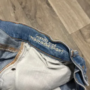American Eagle Highest Rise 90s Boyfriend Distressed Denim Shorts 6 thumbnail 6