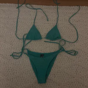 Green Triangl Bikini Set thumbnail 1