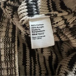 American Eagle Outfitters Black and White Cowl Neck Sweater thumbnail 3