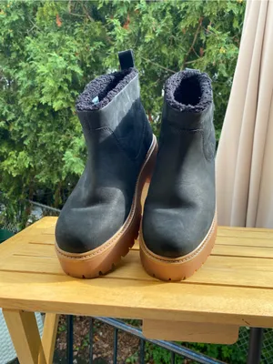 Timberland Nubuck Lug Sole Stone Street Ankle Boot Waterproof and Warm EUC+ thumbnail 3