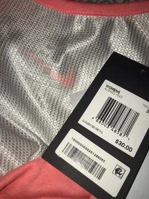 Nike NWT  Logo Workout Top thumbnail 3