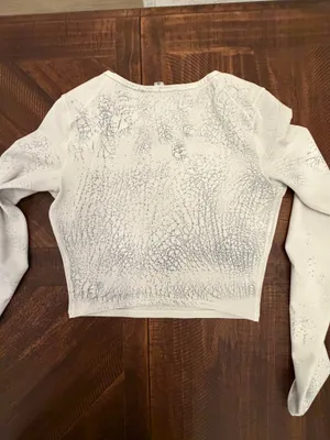 Lululemon Top Long Sleeve thumbnail 2