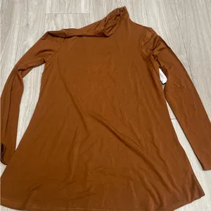 Amazon Essentials Brown Long Sleeve Top Size XS thumbnail 1