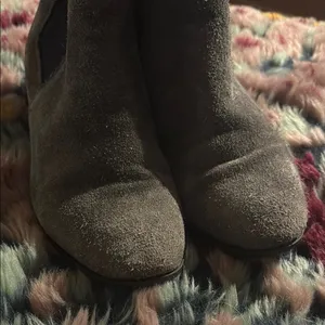 Gray Suede Chelsea Ankle Boots thumbnail 6