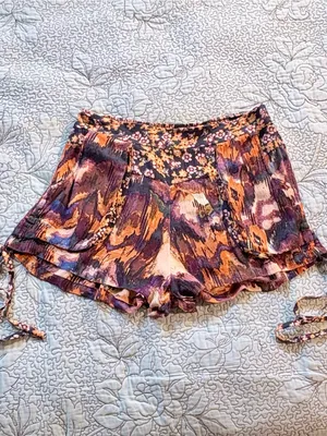 Free People Lisbon Soft Shorts Floral Ruched Side Tie Smocked Waist Pockets~S💚 thumbnail 9