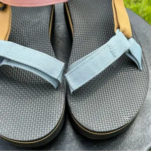 Teva Multicolor Strappy Sandals 9 thumbnail 5