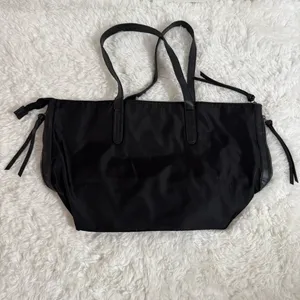 5/$32 Botkier New York Black Minimalist Tote Bag thumbnail 2