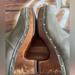 UGG Gray Boots with Suede Finish and Studded Detailing thumbnail 5