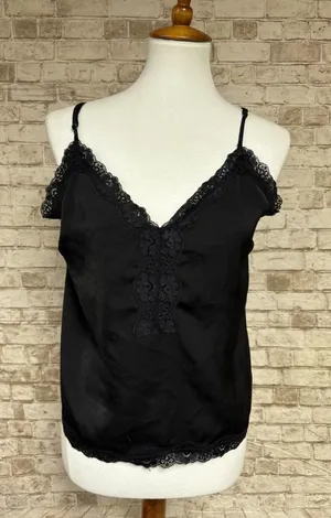 Forever 21 00s Scene Emo Black Lace Cropped Cami Sz L‎ Gothcore Witchy Y2k Indie Sleaze thumbnail 1