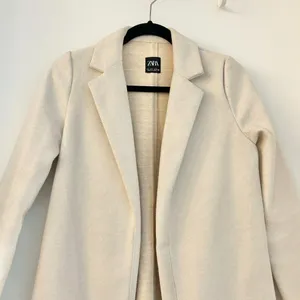 Zara Cream Lapel Open Front Trench Coat Size S thumbnail 6