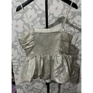 wild fable Silver Metallic Smocked Ruffle Hem peplum Tank Top M thumbnail 3