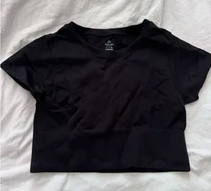 OFFLINE by Aerie Workout Tee Black Crop thumbnail 1