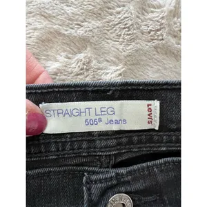 Levi's Women's 505 Straight Leg Jeans Black Denim Standard Size 8 thumbnail 3