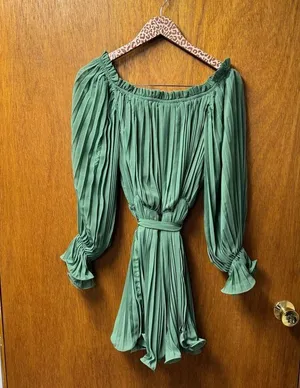 NEW Baltic Born Aubrey Off the Shoulder Pleated Mini Dress Green Large L NWT thumbnail 12