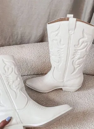 Amazing Lace Nashville For The Weekend White Western Boots thumbnail 3