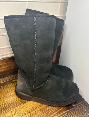 UGG Black Tall Boots Size 7‎ thumbnail 1