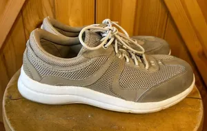 Ryka Radiant Women's Walking Sneakers Ortholite Insole Tan size 7.5 thumbnail 1