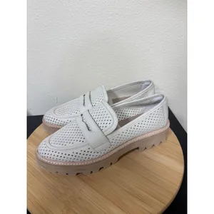 Dolce Vita Loafers 9 Malila Ivory Perforated Leather Lug Sole Penny Shoes thumbnail 3
