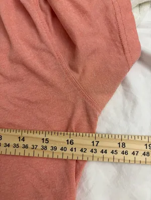 Abercrombie & Fitch Coral Pink V-Neck Short Sleeve Logo T-Shirt Women's Size XS thumbnail 6