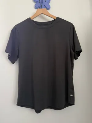 Rei Coop Women’s Large Short Sleeve Tee Crew Relaxed Boxy Fit Outdoor Hike Trail thumbnail 2