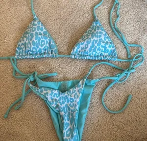 SheIn Blue Cheetah Bikini Set thumbnail 1