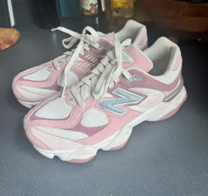 New Balance Sneakers thumbnail 1