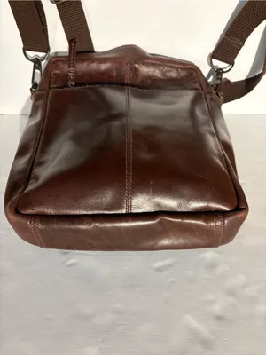 Classic Brown Leather Crossbody Messenger Bag for Men or Women. thumbnail 9