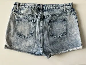 High-Waisted Jean Shorts thumbnail 4