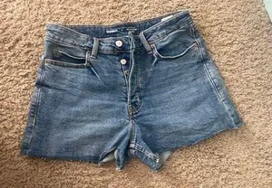 Old Navy Denim Shorts thumbnail 1