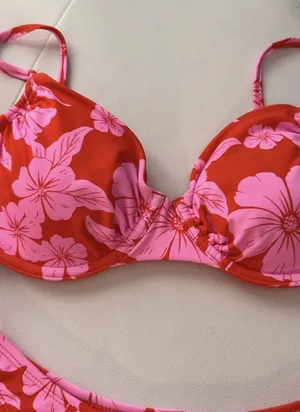 Wild Fable Pink/Orange Tropical Floral Bikini Set thumbnail 4