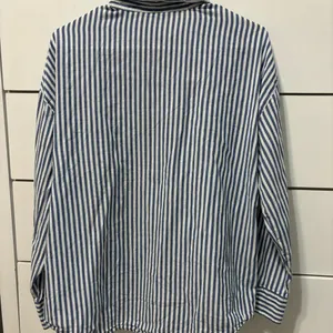 Elizabeth and James Stripe Button Down Shirt thumbnail 3