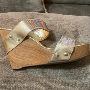 Sandals thumbnail 2