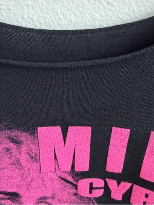 Miley Cyrus off thumbnail 4