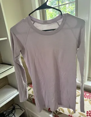 Lululemon Long Sleeve Swiftly Tech thumbnail 1