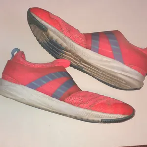 Size 7 New Balance Orange Coral Pink Slip-On Athletic Shoes thumbnail 10