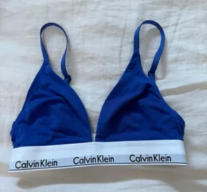 Calvin Klein Bralette thumbnail 1