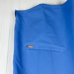 Figs Casma Three-Pocket Scrub Top Ceil Blue Aya Healthcare Embroidered Medium thumbnail 5